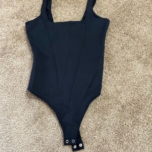 Good American size 1 Black Sleeveless Bodysuit